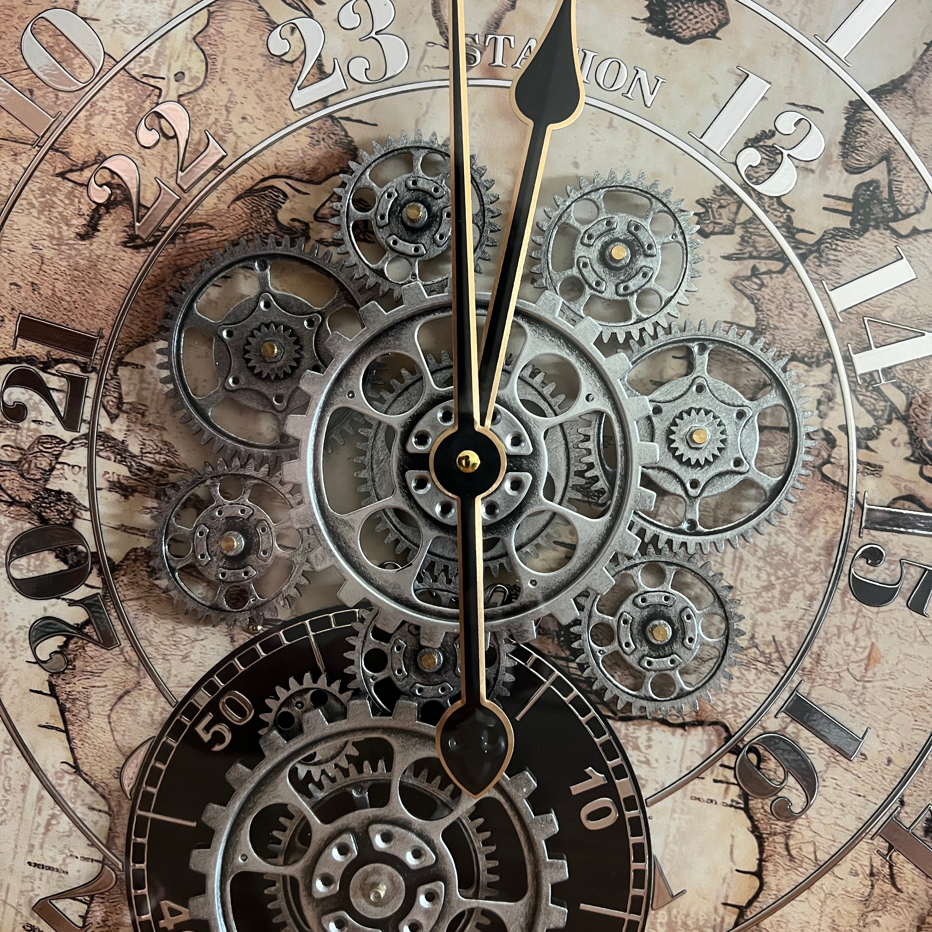 Atlas Gearwork Clock