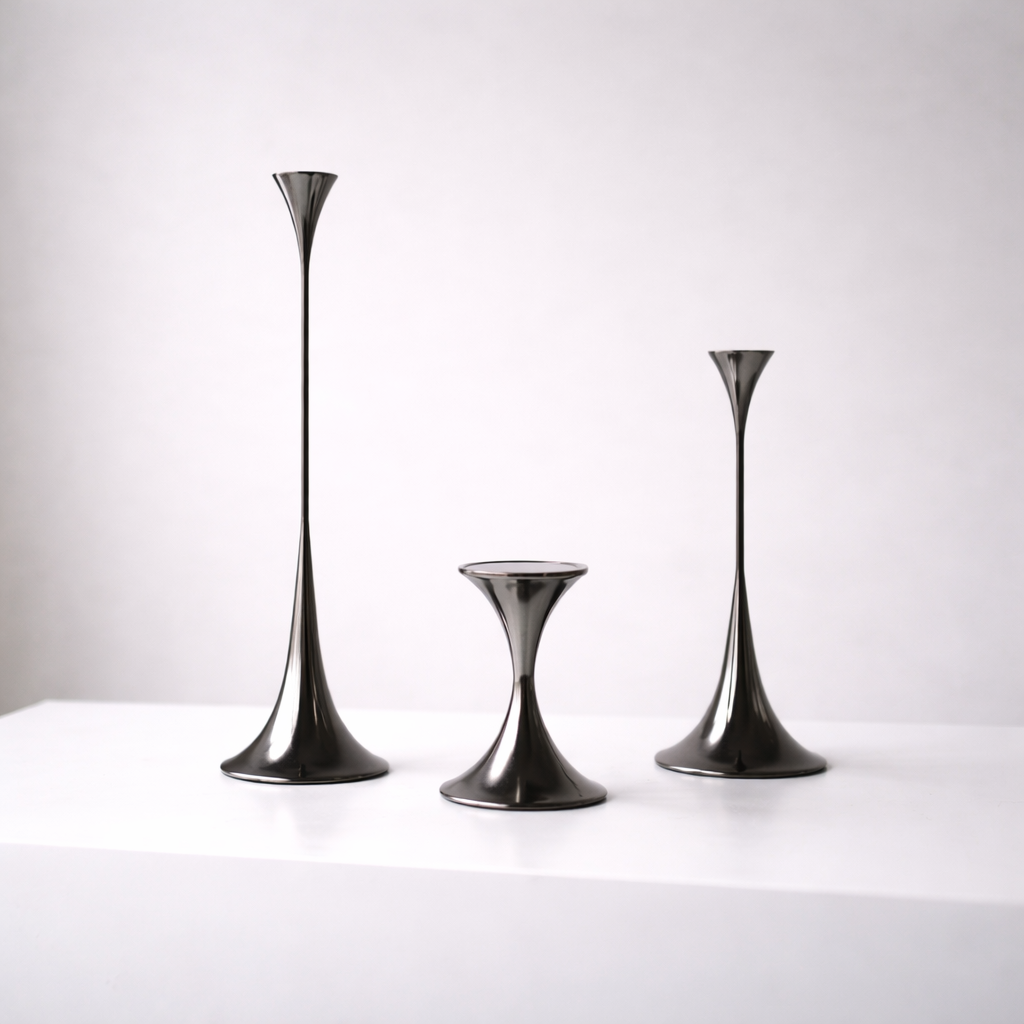 Cavari Iron Candle Holder Set