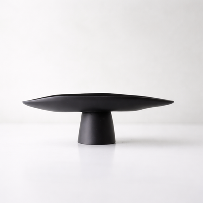Ardyn Black Resin Pedestal Tray Set